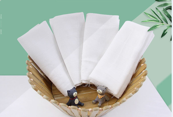 Bebek 145gsm için 53 İnç Doğal Pamuklu Gazlı Bez Kumaşlar Floresan Ajan Yok