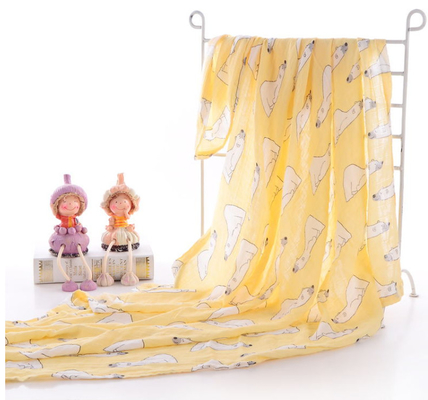 Çocuk Giyim için Bahçede Canlı Desen 40S 115GSM Muslin Gazlı Bez Kumaş