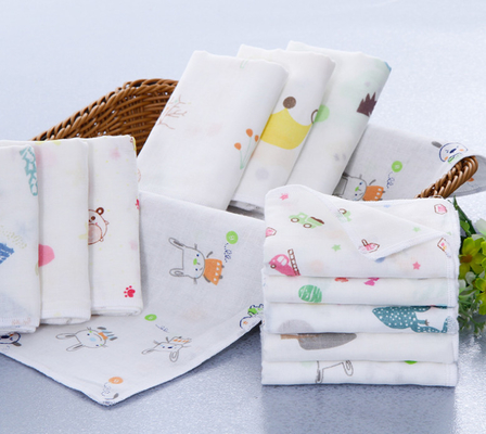 İki Katmanlı 40S 125GSM Çift Gazlı Bez Malzeme Bambu Kundak Battaniyesi