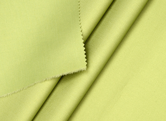 %98 Organik Pamuklu Gömlek Kumaşı %2 Spandex Nazik Yaz 50sX50s 135GSM Bebek Giysileri Elbise