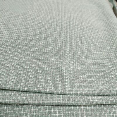 195gm Yarn-Dyeed Check Suiting Fabric with 68% Polyester 30% Rayon 2% Spandex for Uniforms